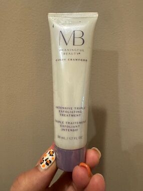 Meaningful Beauty Exfoliating Treatment Tube - White & Purple